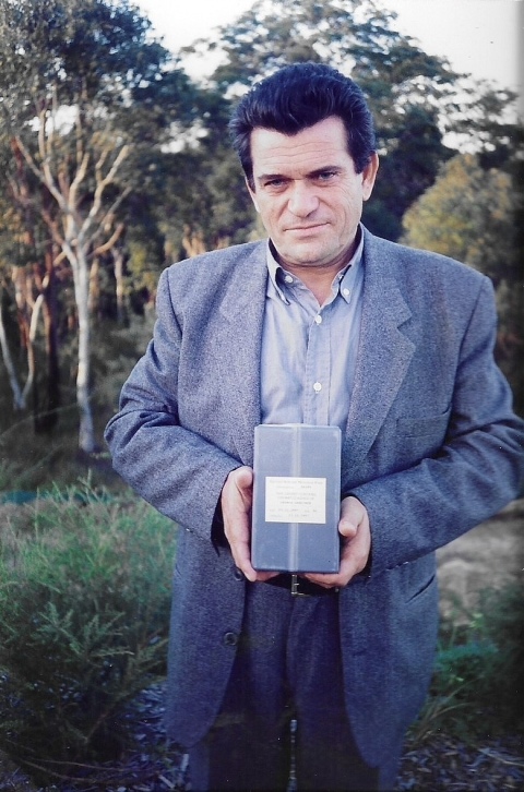 Γιώργος Μαργαρίτης: Ο λαϊκός τραγουδιστής μιλάει για τη ζωή του στην Athens Voice και κάνει μια μεγάλη αναδρομή στην πορεία του.