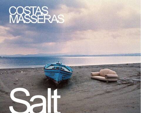 SALT: Το νέο λεύκωμα του Κώστα Μασσέρα καταγράφει την άποψή του για τη φωτογραφία.