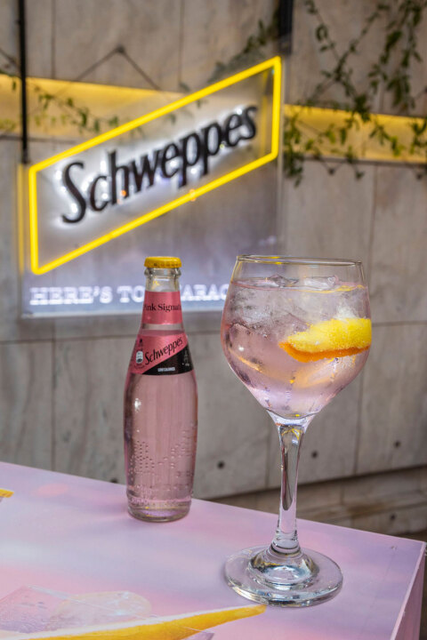 Schweppes Pink Signature