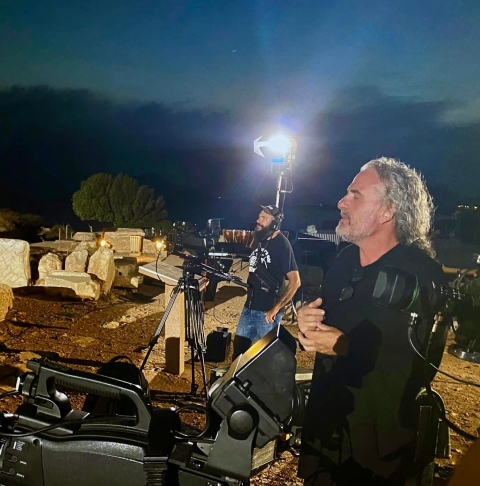 Cavo Paradiso: Το ντοκιμαντέρ του Αντώνη Θεοχάρη Κιούκα για το παγκοσμίως φημισμένο club της Μυκόνου και τα 30 χρόνια ιστορίας του - Τι λέει ο σκηνοθέτης και οι δημιουργοί του