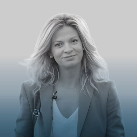 Επιστήμη Μπινάζη | Δημοσιογράφος, Podcaster