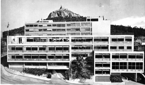 Το κτίριο Δοξιάδη τη δεκαετία του '60