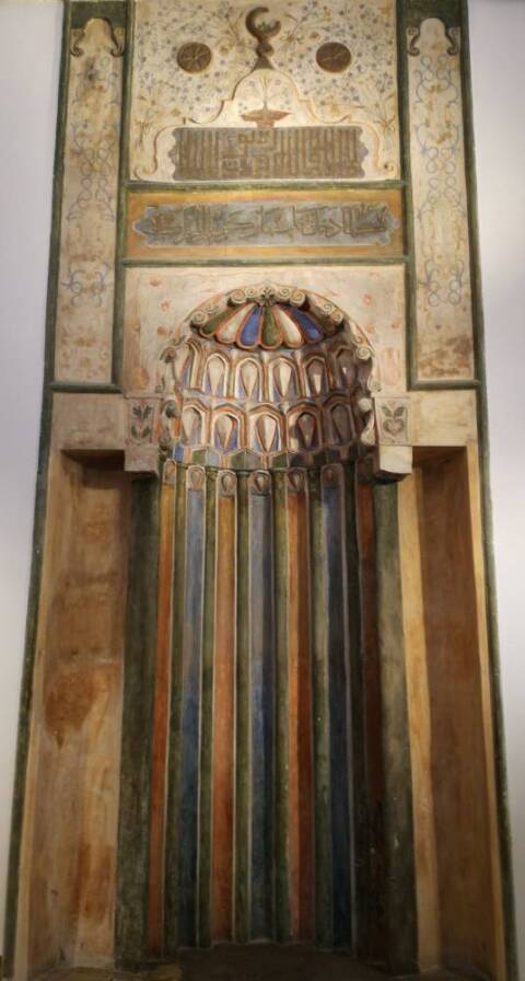 Το Μιχράμπ στο εσωτερικό του Τζαμιού Τζισταράκη