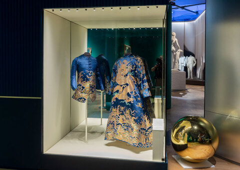 Εκθεμα από την έκθεση Fashion Masculinities στο V & A Museum