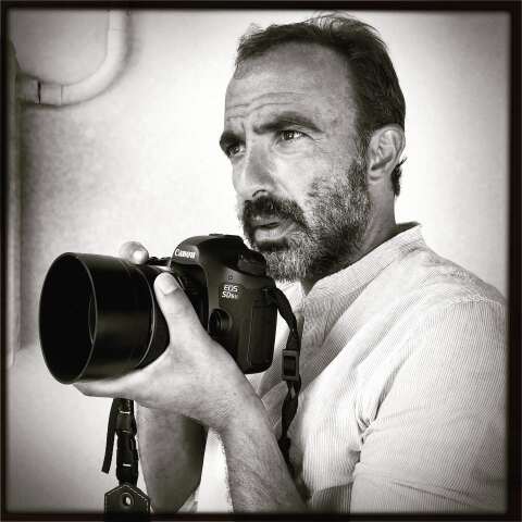 Ο Νίκος Αλιάγας στέλνει γράμμα και φωτογραφίες από το Παρίσι 