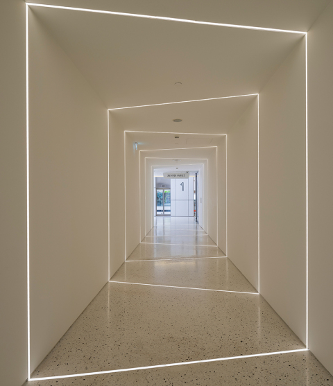 Το εμπορικό κέντρο River West