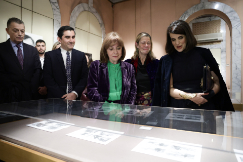 Η Πρόεδρος της Δημοκρατίας στο Μουσείο της Πόλεως των Αθηνών