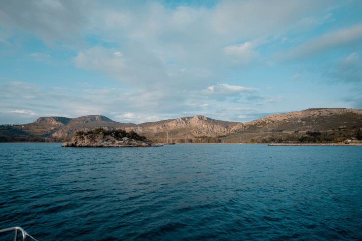 Οι άγνωστες παραλίες του Ναυπλίου