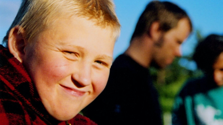  Αφιέρωμα Ρούμπεν Έστλουντ: Χρυσός Φοίνικας στο τετράγωνο στο Cinobo