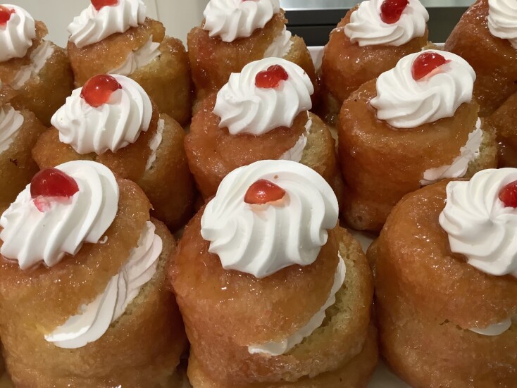 Δορκάδα: Το παραδοσιακό γαλακτοζαχαροπλαστείο  της Θεσσαλονίκης που δικαιούται ένα αστέρι Michelin