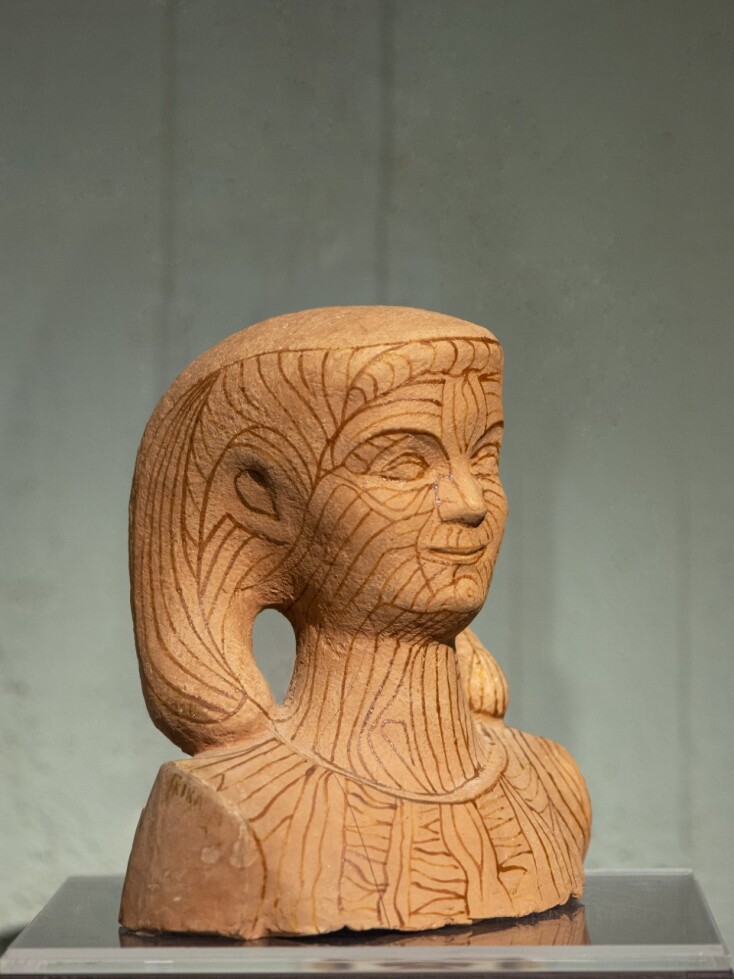 «Κεφαλή Κόρης»: Λάζαρος Λαμέρας, Νίκος Χατζηκυριάκος Γκίκας