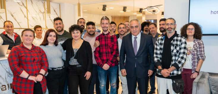 Οι σπουδαστές του τμήματος κωφών της HotelBrain Academy που επιμελήθηκαν το menu της εκδήλωσης