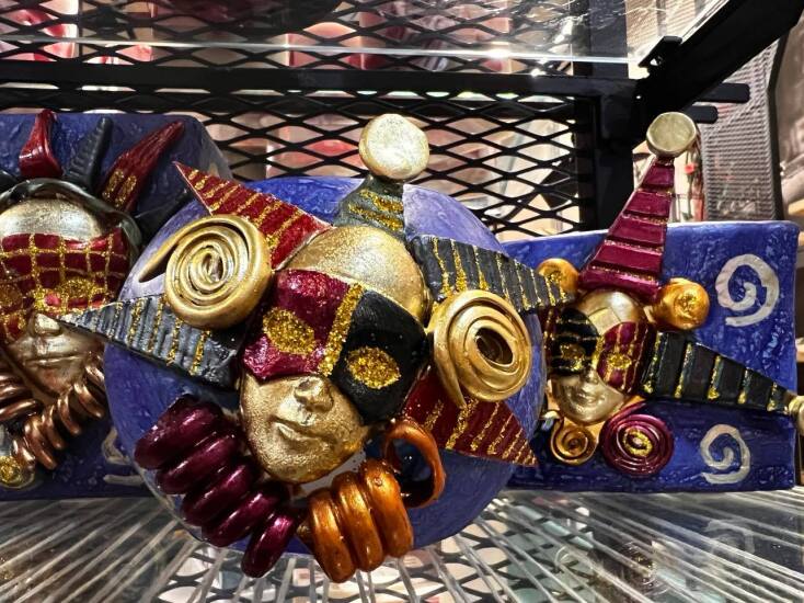 Kηροπλαστείο Αβράμης: Ένα εργαστήριο της Πάτρας φτιάχνει χειροποίητα κεριά από το 1898