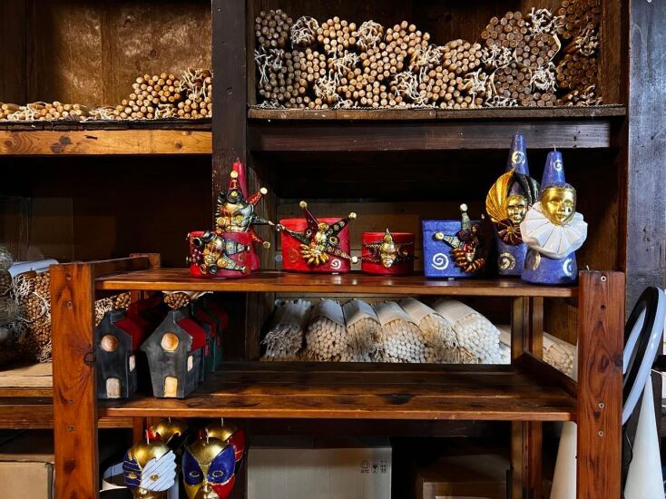 Kηροπλαστείο Αβράμης: Ένα εργαστήριο της Πάτρας φτιάχνει χειροποίητα κεριά από το 1898