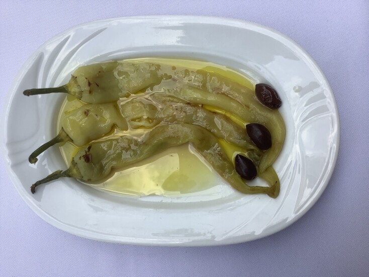 Εστιατόριο Διάβαση για γύρο και σουτζουκάκι σπέσιαλ