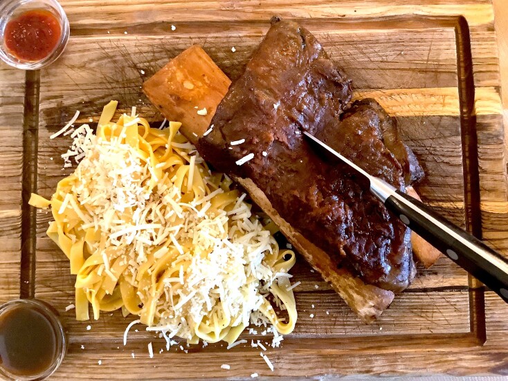 Το Στέκι: Ένα στέκι για μερακλήδες κρεατοφάγους