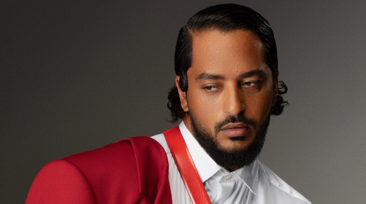 Ο Γάλλος Slimane που μάγεψε στη Eurovision έρχεται στην Ελλάδα