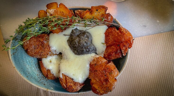 Βαρύ Πεπόνι, πατάτες