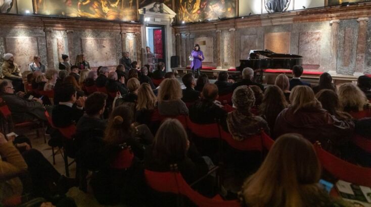 Η εκδήλωση αποτέλεσε σημείο συνάντησης τέχνης, μουσικής και ιστορίας