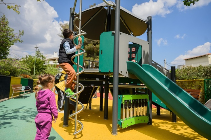 Δήμος Αθηναίων: Οκτώ νέες παιδικές χαρές παραδίδονται τον Απρίλιο και τον Μάιο