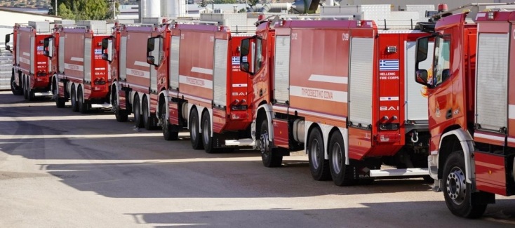 Πυροσβεστική: 14 νέα οχήματα χωρητικότητας 12.000 λίτρων νερού ενισχύουν το στόλο της χώρας