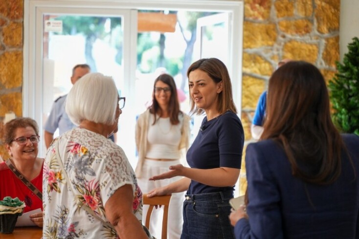 Στην Ιχθυόσκαλα Νέας Μηχανιώνας η Ειρήνη Αγαπηδάκη μαζί με τις ΚΟΜΥ για προληπτικές εξετάσεις στους ψαράδες 