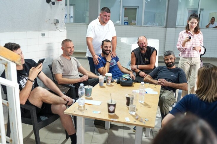 Στην Ιχθυόσκαλα Νέας Μηχανιώνας η Ειρήνη Αγαπηδάκη μαζί με τις ΚΟΜΥ για προληπτικές εξετάσεις στους ψαράδες 