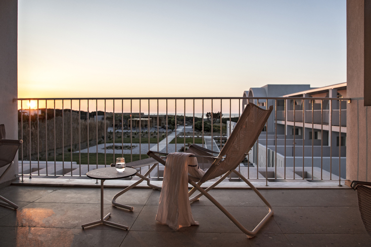 Μπαλκόνι από το δωμάτιο του Alero. 