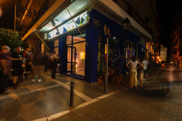 Οι καλλιτέχνες Apset και Δήμητρα Οικονόμου μιλούν για την εγκατάσταση +ΠΛΕΓΜΑ στη Θεσσαλονίκη, στον νέο χώρο που επεκτείνεται το café bar Εφημερίδα SKG