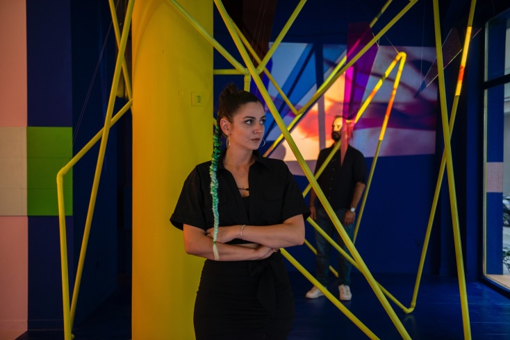 Οι καλλιτέχνες Apset και Δήμητρα Οικονόμου μιλούν για την εγκατάσταση +ΠΛΕΓΜΑ στη Θεσσαλονίκη, στον νέο χώρο που επεκτείνεται το café bar Εφημερίδα SKG