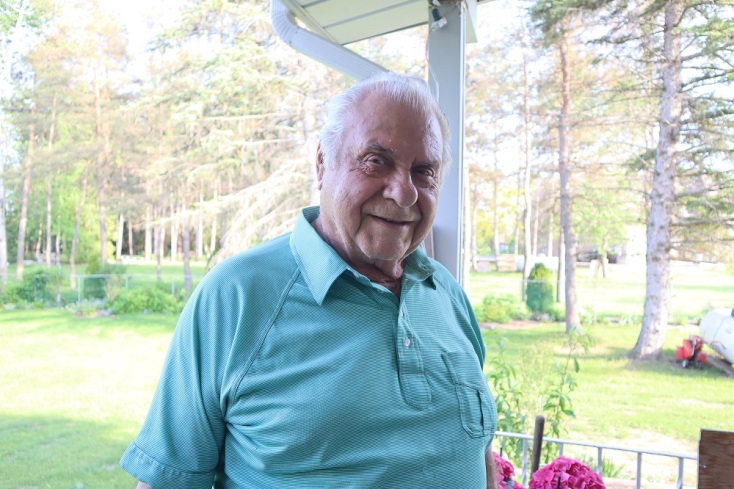  Greek immigrants of Canada