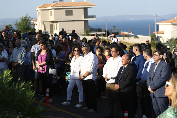 Μάτι: Συγκίνηση στην τελετή μνήμης για τα 103 θύματα