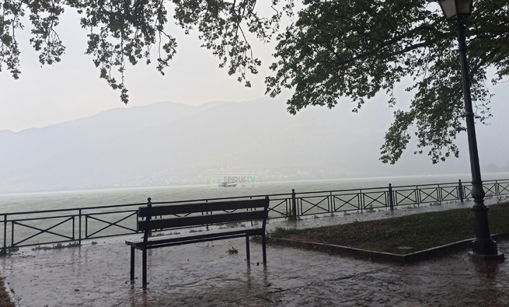 Ισχυρό μπουρίνι έπληξε τα Ιωάννινα