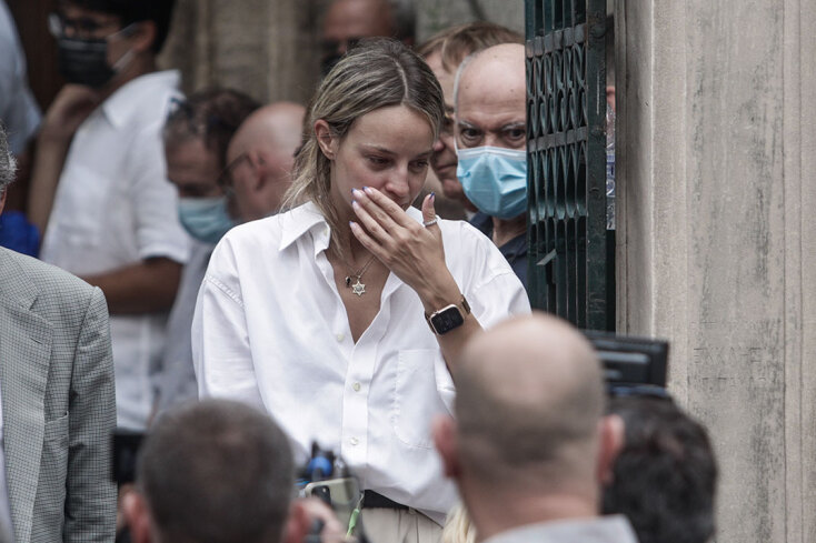 Κηδεία Ρόμπερτ Ουίλιαμς - Η κόρη του, Ιλένια