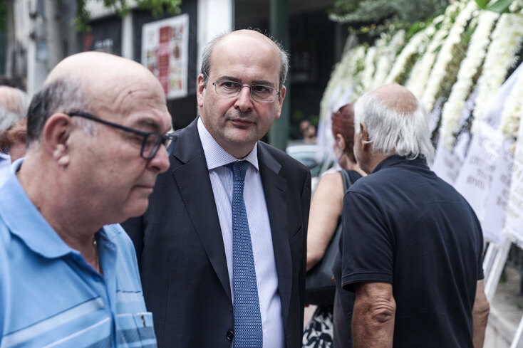 Κηδεία Ρόμπερτ Ουίλιαμς - Ο υπουργός Εργασίας, Κωστής Χατζηδάκης