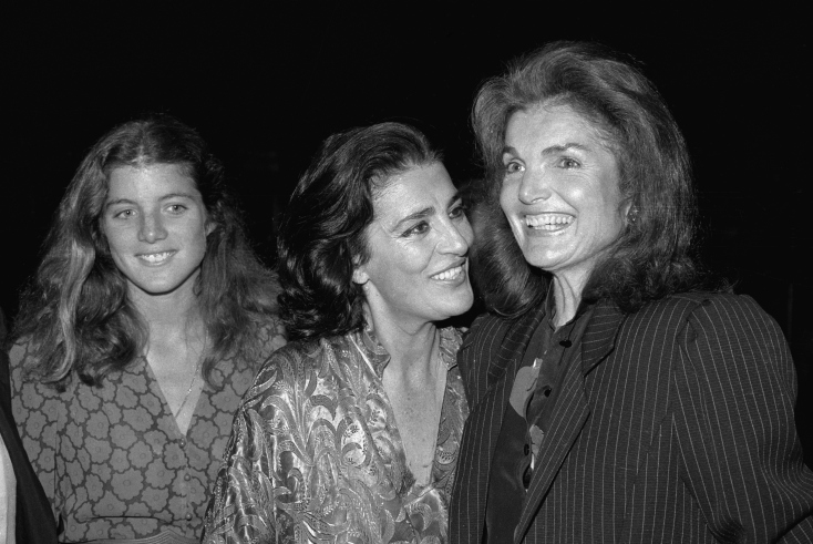 Η Ειρήνη Παπά με την Τζάκι Κένεντι Ωνάση