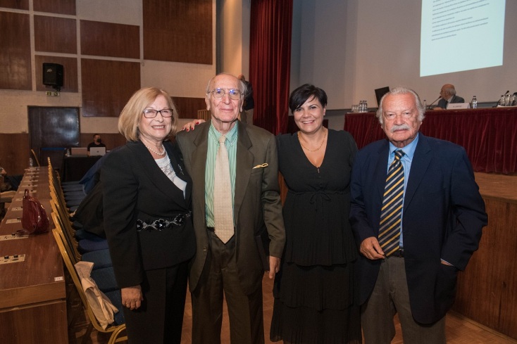 (από αριστερά) Η Μαρία Παπαδοπούλου, τέως Δ/ντρια Νοσηλευτικής Υπηρεσίας Ευρωκλινικής Παίδων, Ο Παναγιώτης Λαγός, Καθηγητής Παιδιατρικής, τέως Δ/ντης Ιατρικής Υπηρεσίας Ευρωκλινικής Παίδων, Η Γιώτα Υφαντή, Διοικητική Προϊσταμένη Ευρωκλινικής Παίδων, Ο Γεώργιος Μουσάτος, τέως Δ/ντης Παιδοχειρουργικού Τμήματος