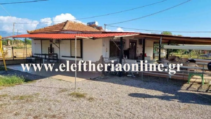 Το σπίτι του ζευγαριού στη Μπούκα Μεσσήνης, όπου βρέθηκαν νεκροί