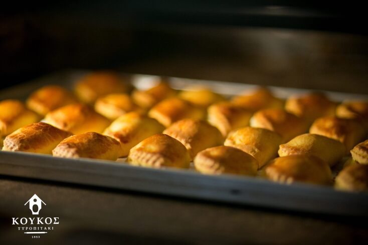 Τυροπιτάκια Κούκος - Θεσσαλονίκη