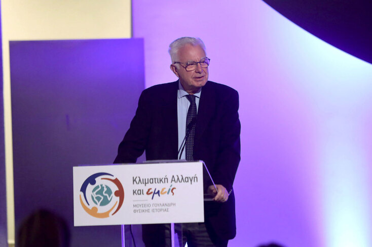 Ο αντιπρόεδρος της κυβέρνησης, Παναγιώτης Πικραμμένος κατά τη διάρκεια του χαιρετισμού του στα Εγκαίνια της Έκθεσης «Κλιματική Αλλαγή και εμείς»