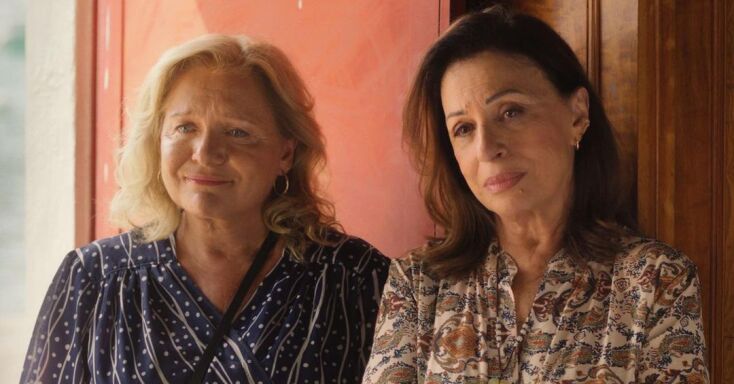 Maestro: Η Μαρία Καβογιάννη και η Χάρις Αλεξίου σε σκηνή του α' κύκλου της σειράς