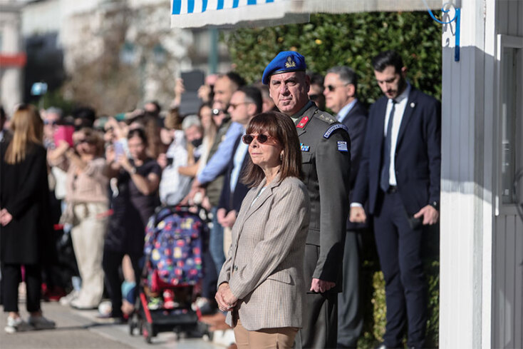 Η ΠτΔ στην τελετή αλλαγής Φρουράς στο Μνημείο του Άγνωστου Στρατιώτη