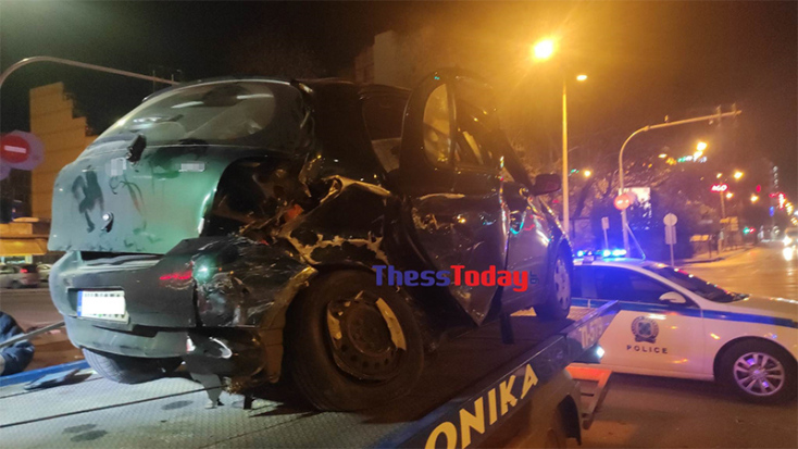 Τροχαίο με την εμπλοκή δύο οχημάτων στον Βαρδάρη