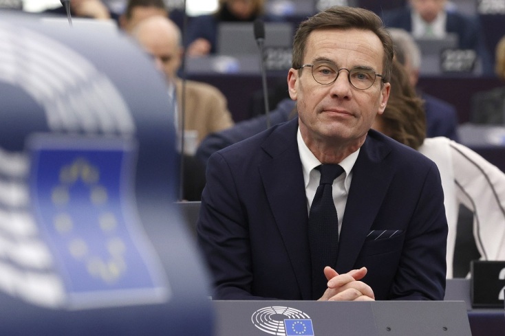 Πώς τα χέλια έφεραν σε δύσκολη θέση τον πρωθυπουργό της Σουηδίας