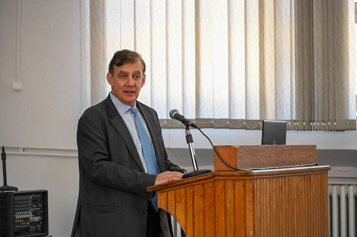 Ο πρύτανης του ΕΚΠΑ Θάνος Δημόπουλος