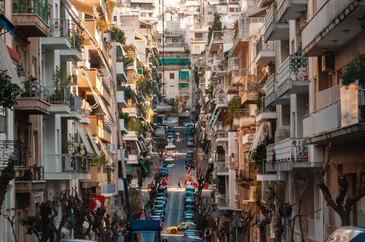 Αριστερά ή δεξιά