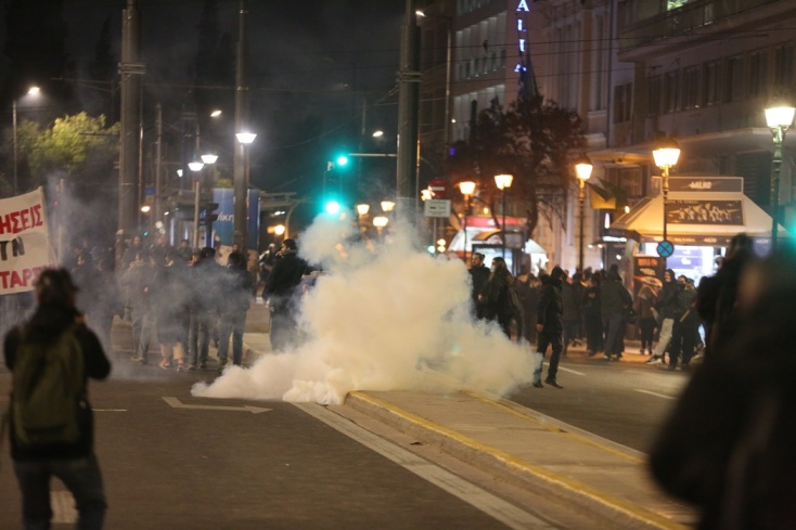 ΠΟΡΕΙΑ ΔΙΑΜΑΡΤΥΡΙΑΣ ΣΤΗ ΒΟΥΛΗ ΑΠΟ ΤΑ ΓΡΑΦΕΙΑ ΤΗΣ HELLENICTRAIN