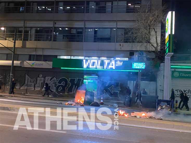 Επεισόδια έξω από τα γραφεία της Hellenic Train