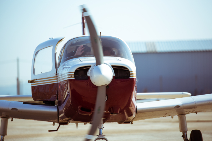 Η ακαδημία επαγγελματικής εκπαίδευσης χειριστών αεροπλάνων Global Aviation