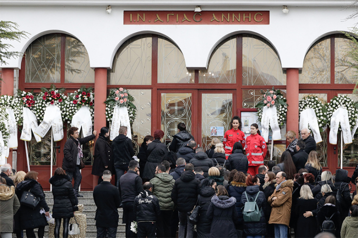 Κηδεία θύματος του δυστυχήματος στα Τέμπη